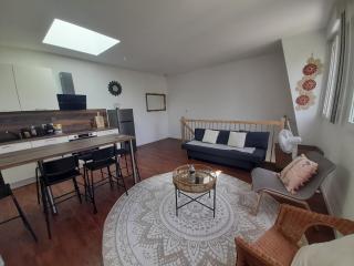 Appart dans petit chateau en centre ville - Lagny - 8