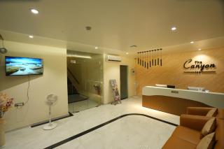 StayGuru The Canyon Inn - 1