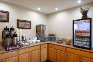 Super 8 by Wyndham Susanville - Susanville - 8