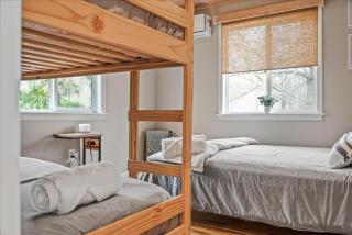 Two-Bedroom House - 7