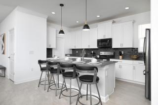 Last Minute Disney Getaway! Private Pool, Hot Tub & Games Room. Book Now! #56873 - Kissimmee - 2