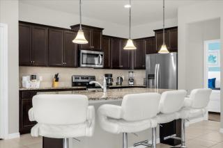 Last Minute Disney Getaway! Private Pool, Hot Tub & Games Room. Book Now! #66215 - Kissimmee - 2