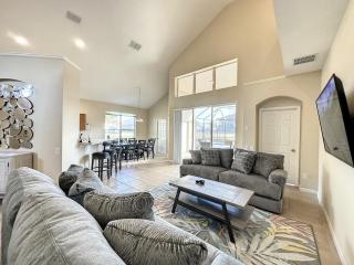 Last Minute Disney Getaway! Private Pool, Hot Tub & Games Room. Book Now! #86899 - Kissimmee - 9