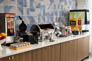 La Quinta by Wyndham Springfield Airport Plaza - Springfield - 3