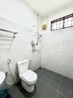 Beach Cottage Homestay Kemaman - Berado D Pampass - Kampong Kemaman - 7