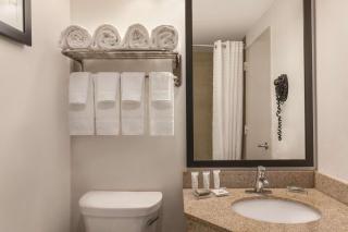 Country Inn & Suites by Radisson, Woodbury, MN - Woodbury - 2