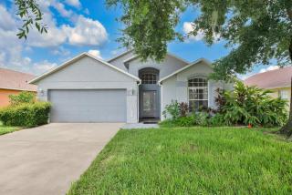 Stunning Home Near Disney World - Orlando - 9
