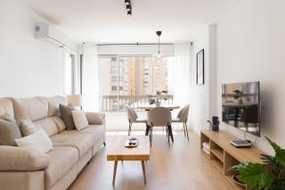 C36 Elegant 2 bdr apt Amazing Views - Malaga - 7