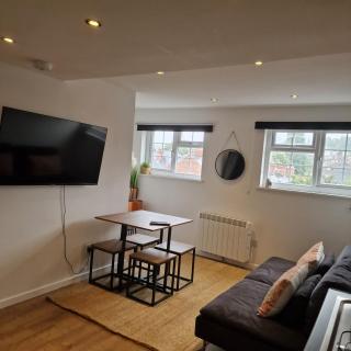 Sherwood Hillside View - Homely, Cosey & Perfect Location - 0