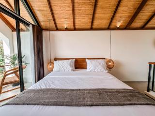 Golden Hour Villas - Paradiso - 8