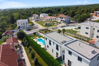 Modern Villa Angelina in Poreč - by Istrabook - 8