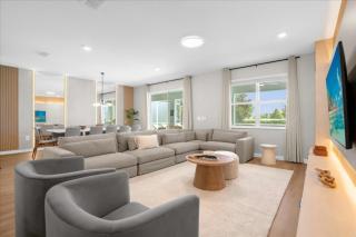 9 Bedrooms- 5 Bathrooms- Champions Gate 9013St - Davenport - 0