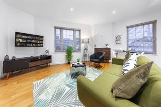 Stylish Studio in Staines - 3