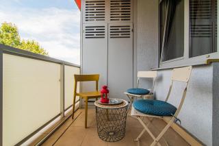 Flexible SelfCheckIns 92 - Zagreb - Parking - Loggia - Bedroom - 6