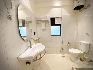 The Orion Express - Kailash Colony - 9