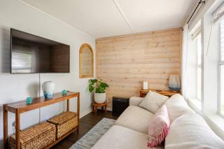 Fun-filled home with pool, near beach, pets welcome! - Panama City Beach - 2