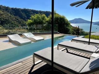 Espectacular Casa Premiada, Alberca y Vista a Lago - Valle de Bravo - 2