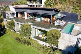 Espectacular Casa Premiada, Alberca y Vista a Lago - Valle de Bravo - 0