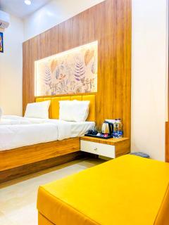 Hotel Vatika Inn - Sohāgpur - 4