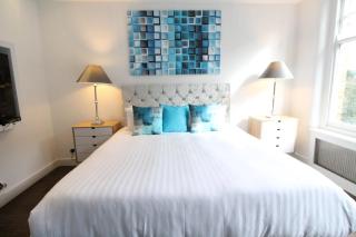 Contemporary 3 double bedroom 2 bathroom Haven in the heart of Chelsea Exquisite London Apartment with a Designer's Touch - Londra - 2