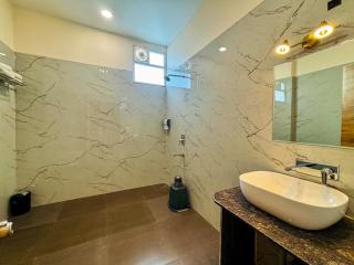 Hotel Vatika Inn - Sohāgpur - 2