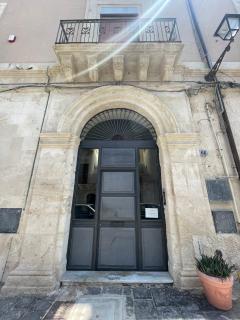 Tolomei House Holidays Sea View - 5