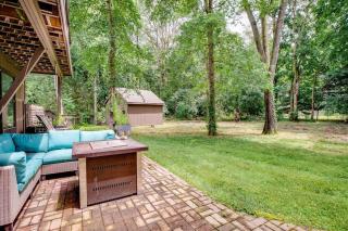 Charming 4-Bedroom Retreat Near Notre Dame - South Bend - 1
