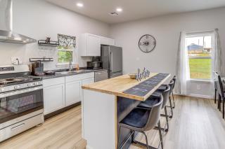 McAlester Home with Large Yard and Grill! - 4