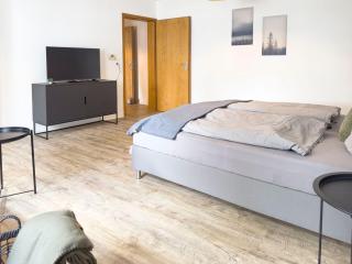 NEUNZEHN 01 Ferienwohnungen - Höxter - 6