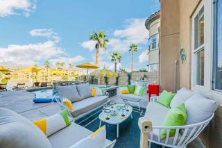 Lakeside Luxury - 4