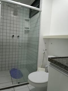NA BEIRA MAR DE PAJUCARA- EDIF NEO- APARTAMENTO QUARTO E SALA - POSSUI VARANDA- VISTA LATERAL DO MAR-RUA JULIO PLECH FILHO 60 ESQUINA COM AVENIDA DOUTOR ANTONIO GOUVEIA - CONSUMO ELETRICO É PAGO No CKECK-OUT - 1 KWH É 1,35 REIAS - TEM TELA DE PROTEÇÃO - Maceió - 9