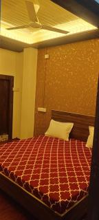 RJ Hotel - Dewās - 5