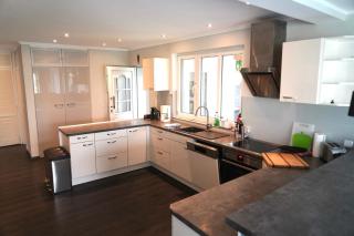 Berlin Bound Retreat 3 bedrooms - 6