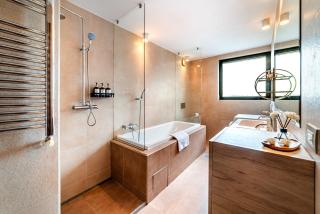 Starshine Spectrum Residence - 1