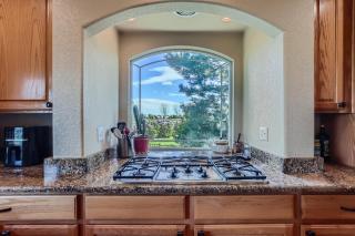 Denver Dream House - Stunning Lake, Mountain & Golf Views with Luxury Amenities - Spa, Table-Tennis, Jacuzzi, Media Center, Loft - 2