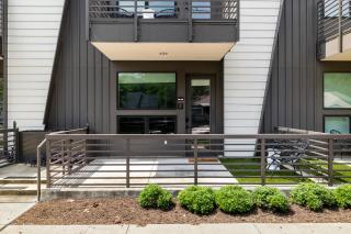 Holly House - 3