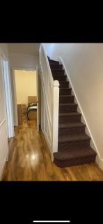 Guest rooms in house - ISLEWORTH, MIDDLESEX - 1