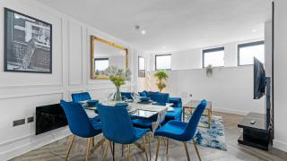 Imperial Quarters Luxury 2 Bed Apartment in Birmingham City centre Snow Hill Perfect for business, leisure and family stays - Birmingham - 0