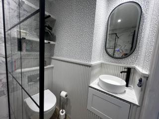 Boutique 2 storey home nr centre - Chipping Norton - 1