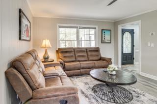 Wilmington Getaway with Fire Pit, 8 Mi to Beaches! - Wilmington - 7