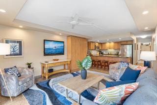 Perfect Getaway 2BD Condo, Steps to Beach & Shops - Wailea - 4