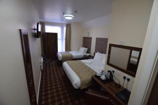 Lucky 8 Hotel - 4
