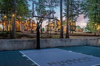 The Cabins at Cookeville - 3 Cabin Resort with Sauna, Hot Tubs, Pickleball & Golf! - 7