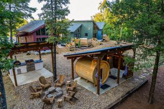 The Cabins at Cookeville - 3 Cabin Resort with Sauna, Hot Tubs, Pickleball & Golf! - - 5