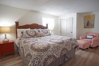 Hot Tub, Beautiful Mountain Views, 3 Bedroom Plus Loft - 9