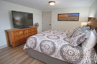 Hot Tub, Beautiful Mountain Views, 3 Bedroom Plus Loft - 4