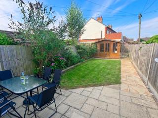 Number Seven Hornsea pet friendly holiday home - Hornsea - 7