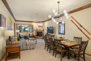 Snow Flower 204 -REDUCED RATES- Pool, Hot Tub, Balcony with Views, Steps to Gondolas, Restaurants - 6