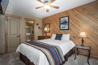 Large Outdoor Hot Tub, Easy Walk to Base Area Activities - 6