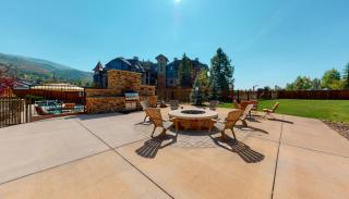 Snow Flower 204 -REDUCED RATES- Pool, Hot Tub, Balcony with Views, Steps to Gondolas, Restaurants - 6